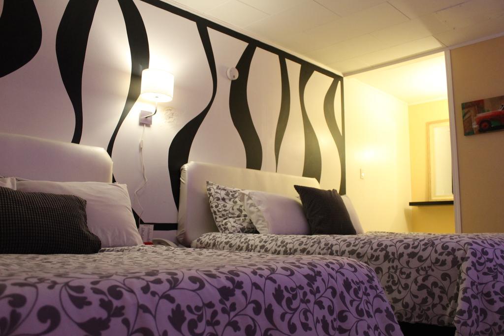 Sage Hills Motel Cache Creek Exteriör bild